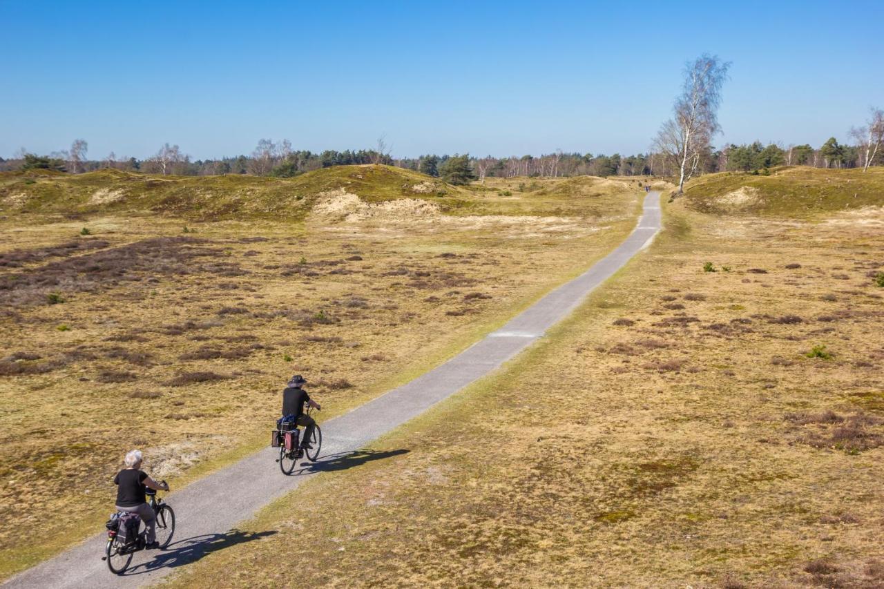 4P Chalet Tolve Met 4 Fietsen Vlakbij Natuurgebieden Drents Friese Wold, Fochteloerveen En Gevangenisdorp Veenhuizen Oosterwolde  Eksteriør bilde