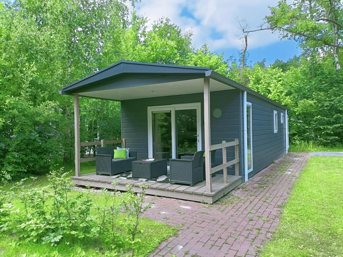 4P Chalet Tolve Met 4 Fietsen Vlakbij Natuurgebieden Drents Friese Wold, Fochteloerveen En Gevangenisdorp Veenhuizen Oosterwolde  Eksteriør bilde